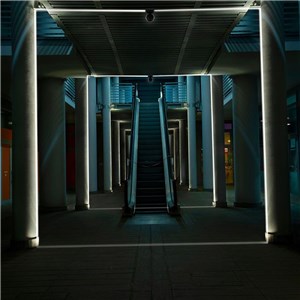 Oprawa 360st V-TAC 7W LED iluminacja elewacji/wnęk okiennych czarna IP65 VT-707 4000K 645lm