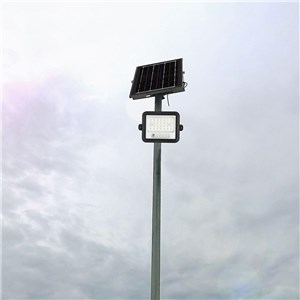 Projektor LED solarny V-TAC 50W CCT pilot auto timer IP65 czarny VT-54W 700lm 3 lata gwarancji