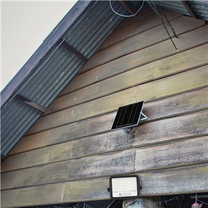 Projektor LED solarny V-TAC 100W CCT pilot auto timer IP65 czarny VT-104W 1000lm 3 lata gwarancji